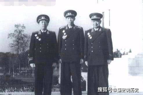 祖孙三代闹革命1955年爷爷授少将侄孙更厉害皆中将