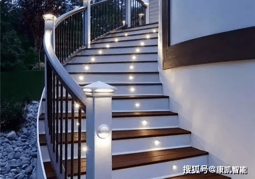【技术】如何安装大理石楼梯踏步灯安装过程