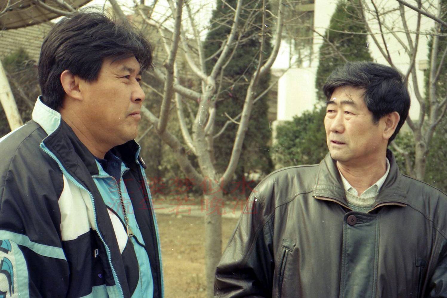 1996年,迟尚斌与当时的大连足球掌舵人盖增圣合影.