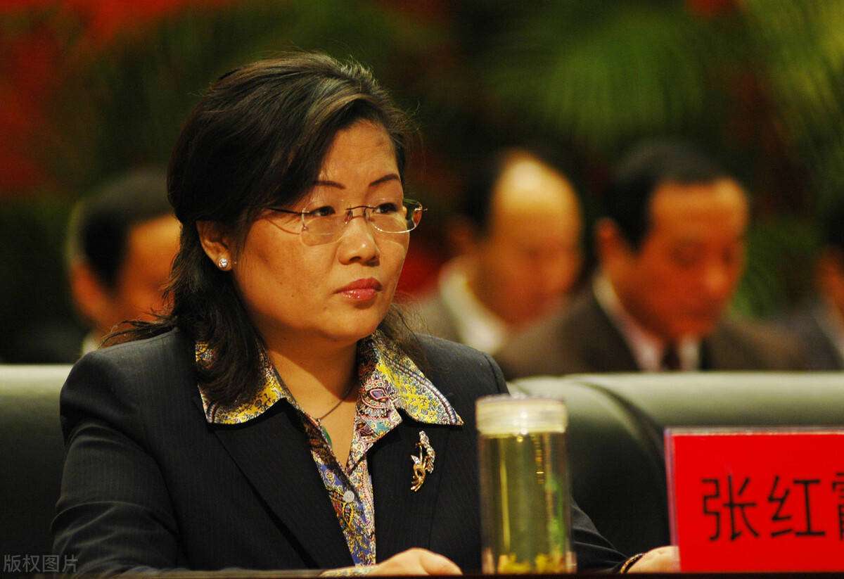 山东女富豪的名字:多位首富妻子叫"英",叫丽,燕,红的也很多