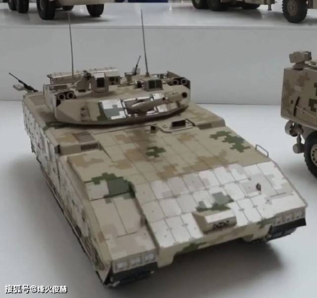 这款代号vn-50的步兵战车是国产首次展示出的一款基于vt-4主战坦克