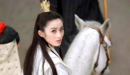 出演过"赵敏"的4位女星,谁才是被认可的"敏敏郡主"?