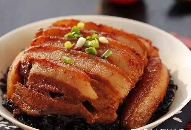 梅菜扣肉的16种做法,肉烂菜香汁亮,入口即化肥而不腻