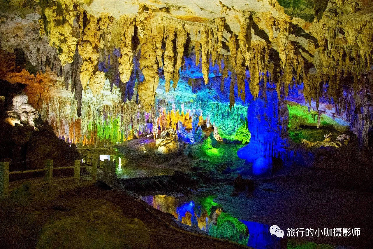 马山金伦洞——一个宛如人间仙境洞穴的景色