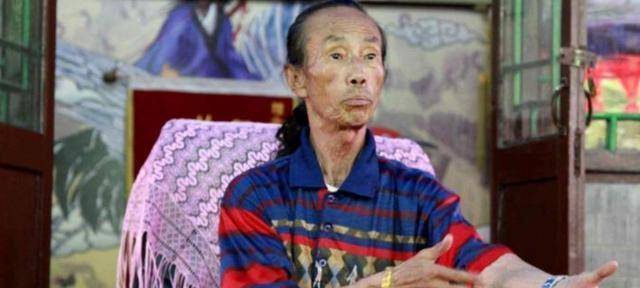 "鬼手"王保合:6岁开始学艺,一场表演赢了李嘉诚4个亿
