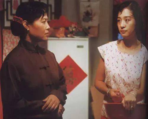 《香魂女》影评:这部国产片尺度不算小,还拿了金熊奖