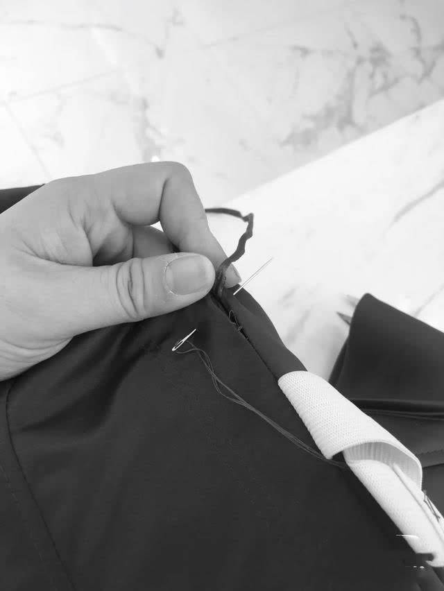 如何缝补衣服的破洞看不出来几个小方法学起来也很简单