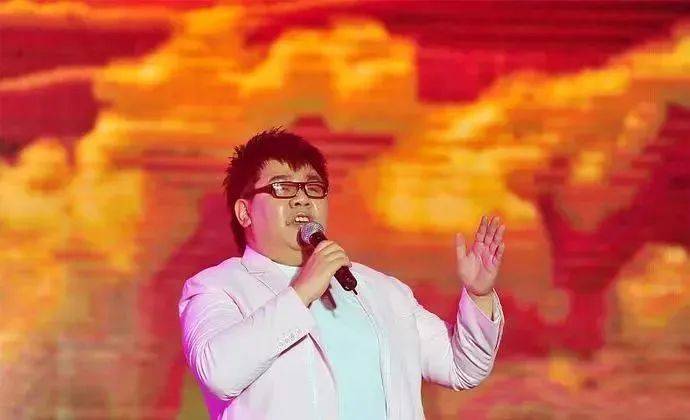 原创星光大道杨光为何被骂滚出娱乐圈现状如何