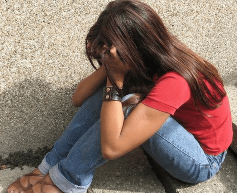 原创贵州一女生遭校园霸凌,网友呼声一致,严惩校园霸凌者