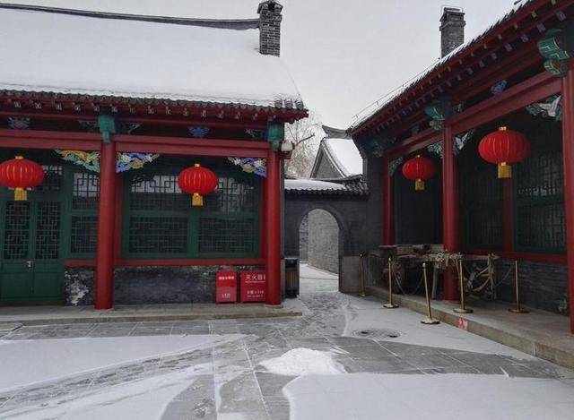 东北一"巨富豪宅",主人曾是"大地主",这栋房子就在吉林市内