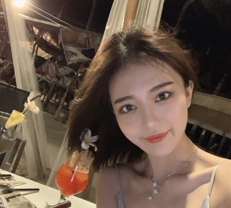项思醒四任男友轮番放锤,可他却不敢说话,因正牌女友背景太深