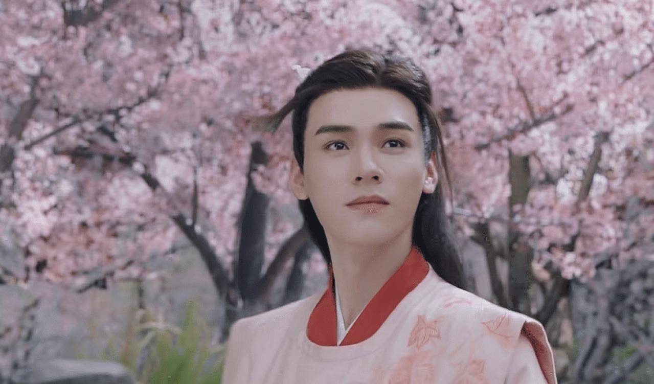 原创龚俊《山河令》走红后,早期广告片引热议,曾合作张雨绮和林志颖