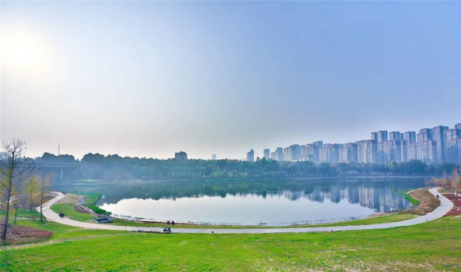 郑州市西流湖公园正式对外开放_贾鲁河