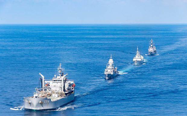 2021年4月,加拿大海军"哈利法克斯"级护卫舰"卡尔加里"号在印度洋海域