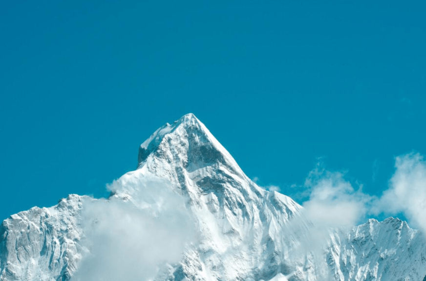 四川第二高峰,仅次于贡嘎雪山,被誉为"中国的阿尔卑斯