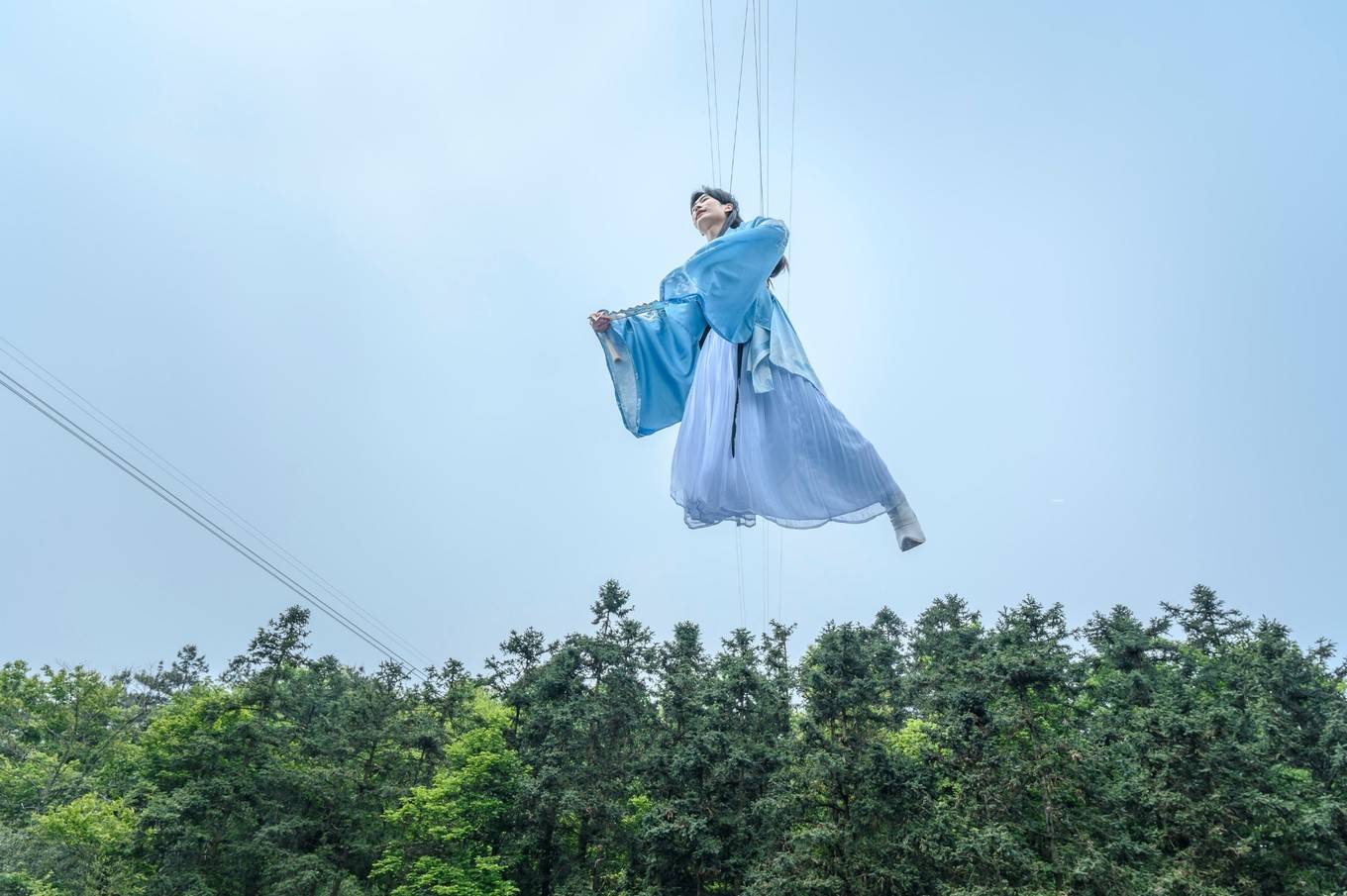 安庆巨石山也能体验"穿古装吊威亚飞跃水面"场景