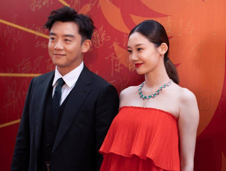 女艺人怀孕只胖肚子?翻看郑恺妻子孕期旧照,全明白了