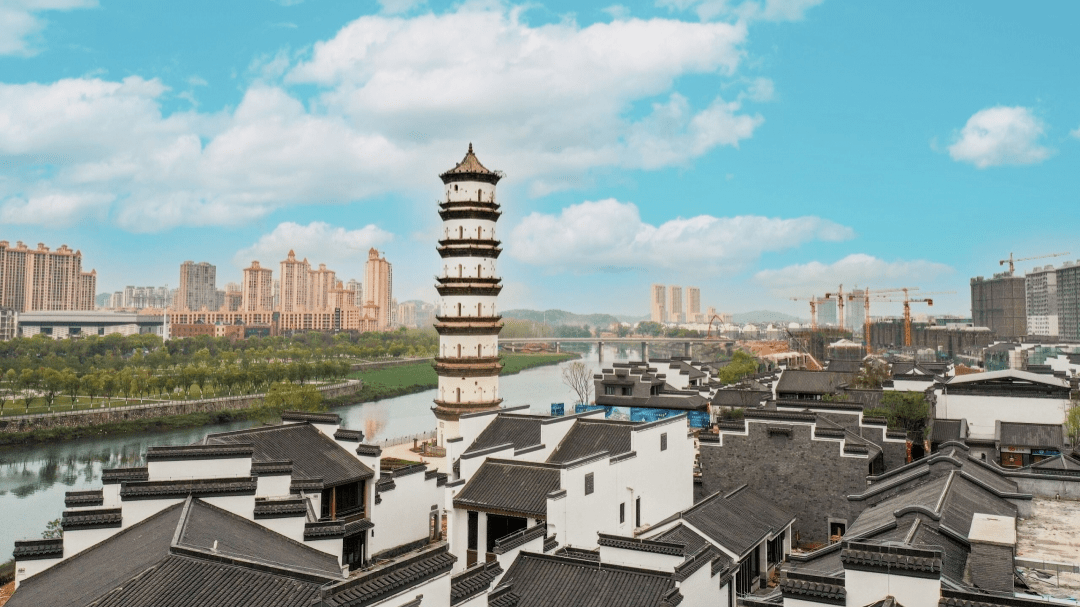 对于不少人上高人来说,大观塔是既陌生又熟悉的.