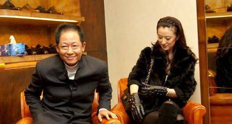 后来王志文结识了兰博基尼的总裁陈坚红,她虽然不是一个明星,但也长
