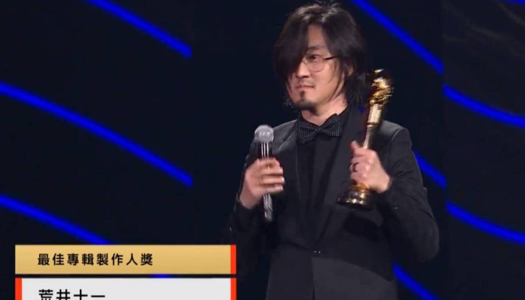 《宝藏歌手》里的宝藏音乐人,李荣浩挚友,曾在金曲奖击败周杰伦