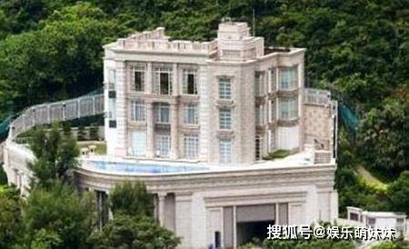 参观李嘉诚现实的豪宅,在香港占地500平方,4层欧式别墅守卫森严