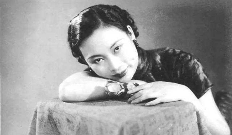 她是民国四大美女,20世纪早期的女演员,25岁陨落了