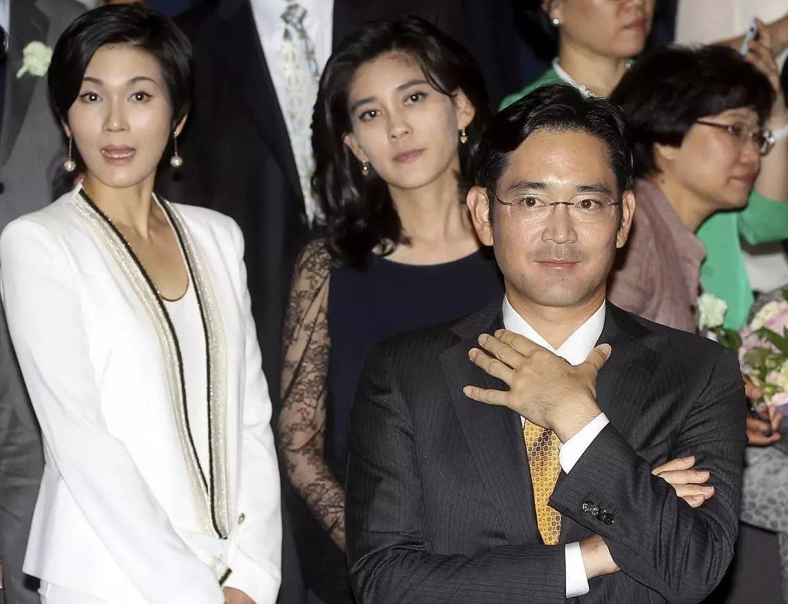 原创三星大公主李富真25岁不听父母话嫁保镖18年后花8千万摆脱他