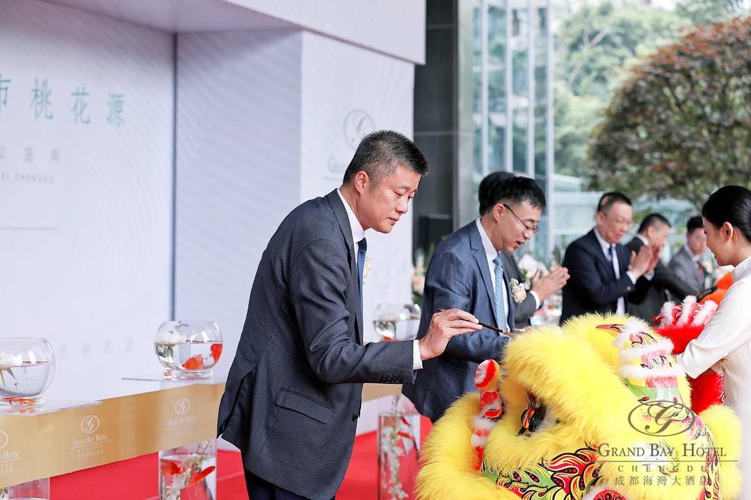 国内第三家"海湾"系高端奢华五星级酒店——成都海湾大酒店开门迎客