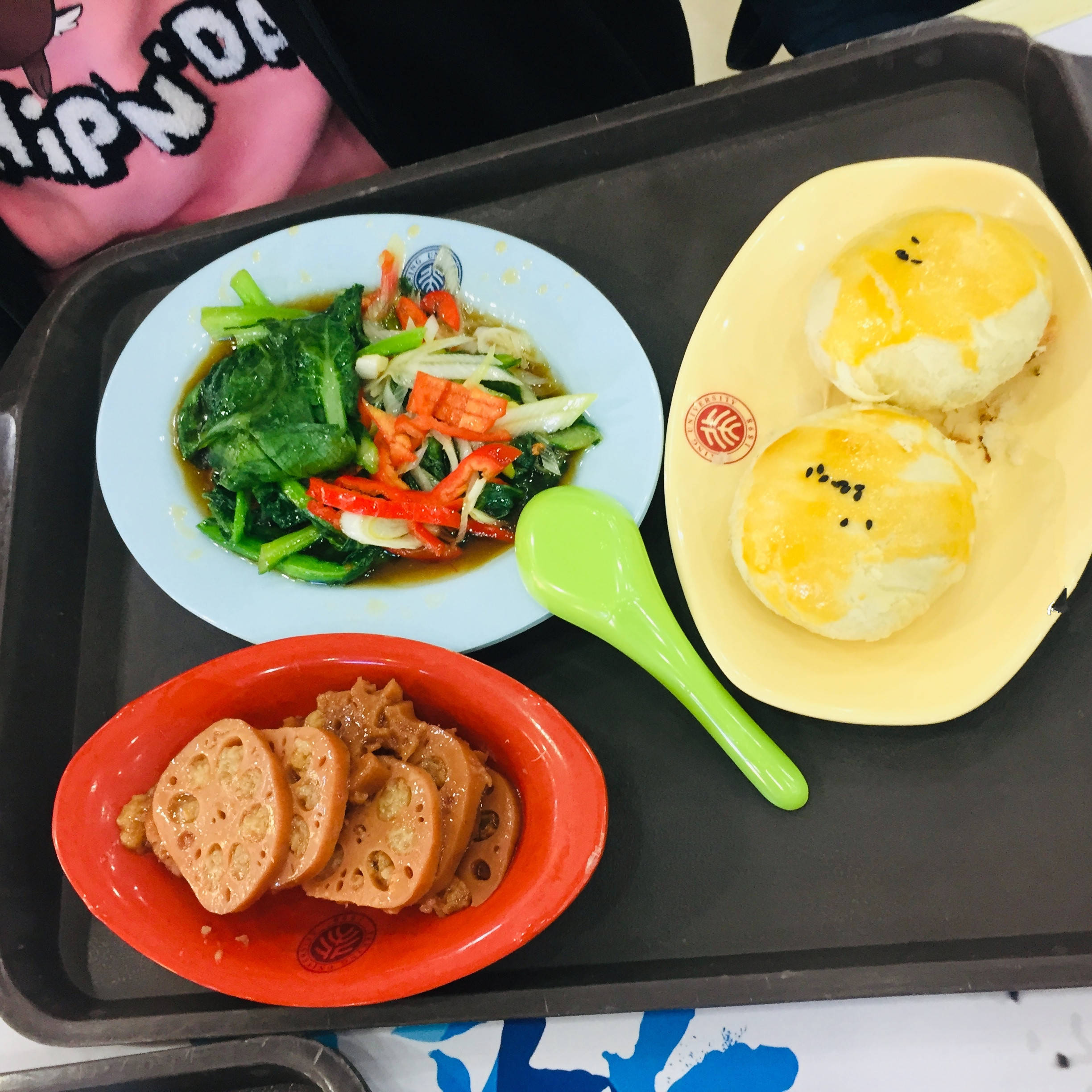 原创北京大学的伙食有多好?学生4年不想点外卖,上好大学太值了