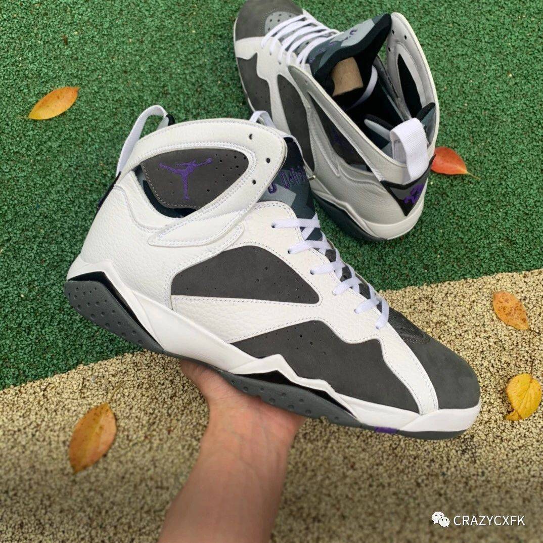 乔丹airjordan7flint灰白燧石aj7篮球鞋开箱评测