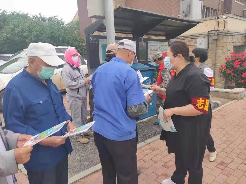 龙王塘街道黄泥川村:让垃圾分类与创城同行