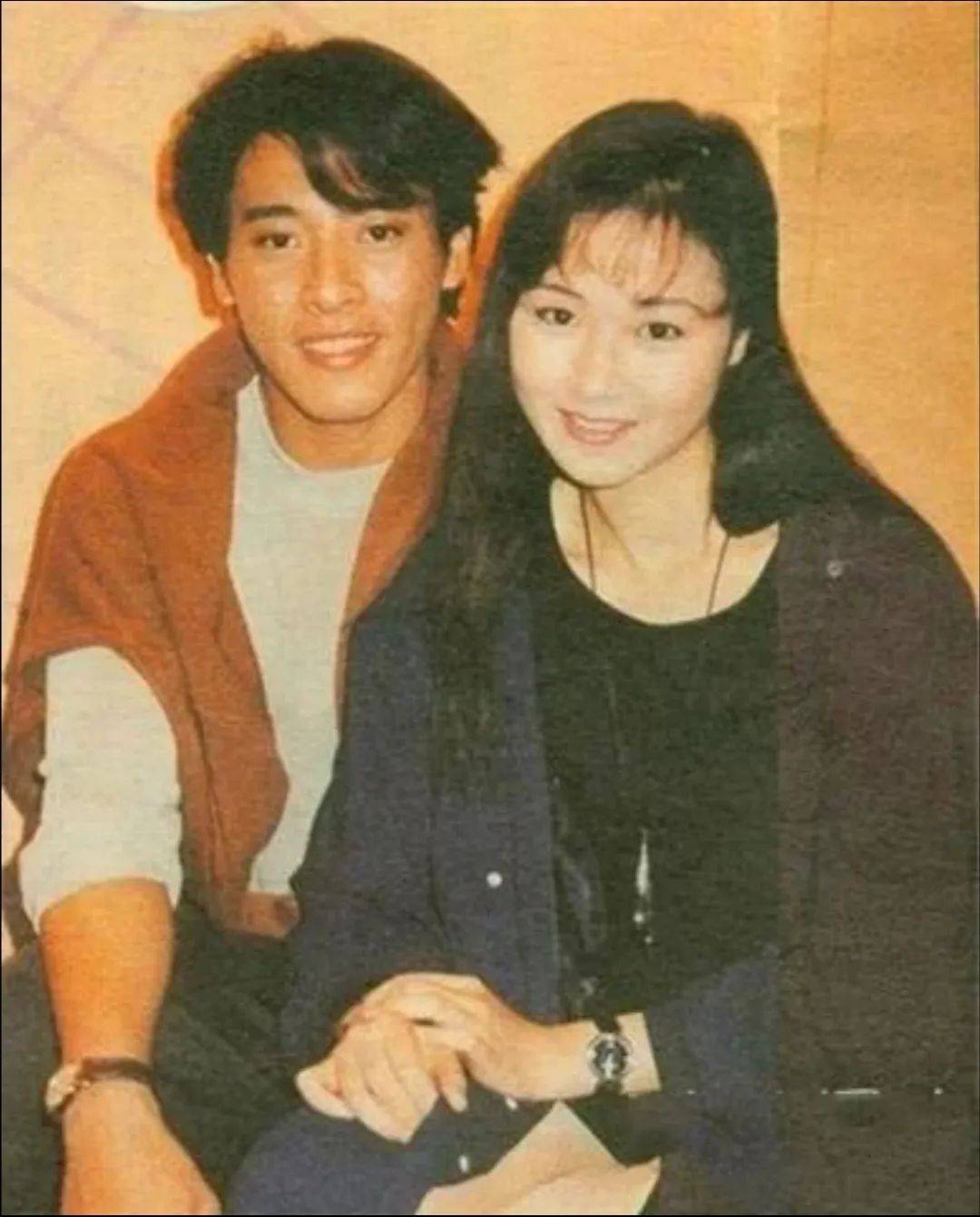 吕颂贤爱了麦景婷26年结婚12年膝下无子现在过得怎么样