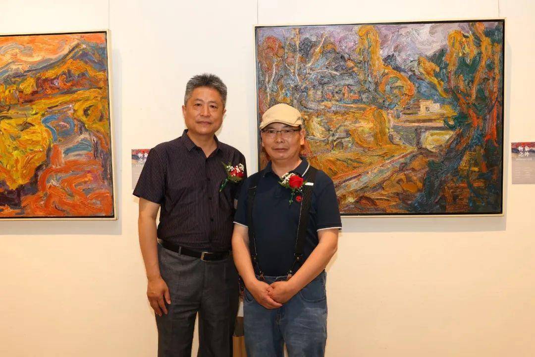 艺展中国物象之外谢宝根油画作品展开幕式纪实