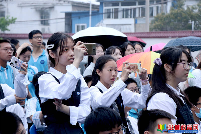 逐梦青春 思恩远行——徐州市第十三中学隆重举行2021