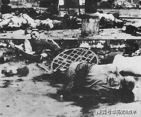 1937年日军炮击下,上海无辜同胞横死街头,真实照片,慎重观看!