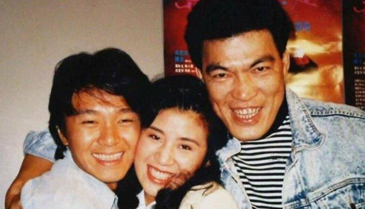 他是香港最"凶狠"演员,4年牢狱,有两个合法老婆,可惜英年早逝!