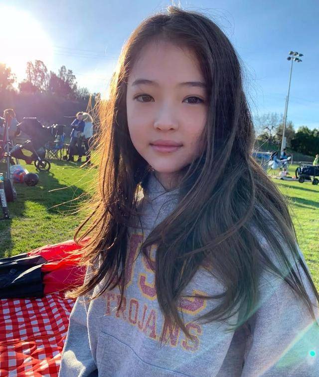 11岁德韩混血的她本事