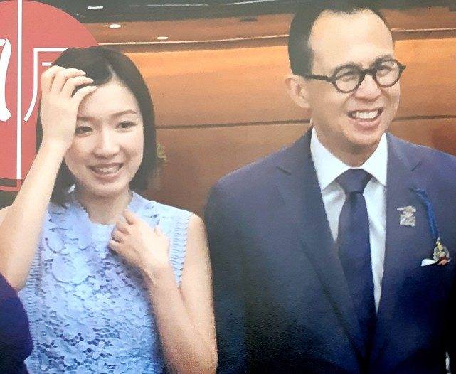 郭嘉文罕见晒纤腰,她已搬到李泽楷所赠亿元豪宅,奢华内景全曝光!