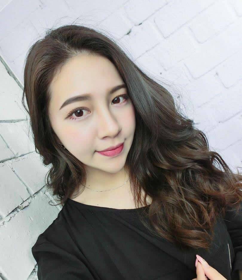 头发是女性的