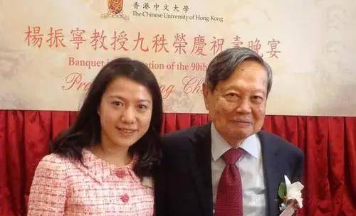 原创相伴17年,99岁高龄的杨振宁同意翁帆改嫁,但遗产全部归子女所有