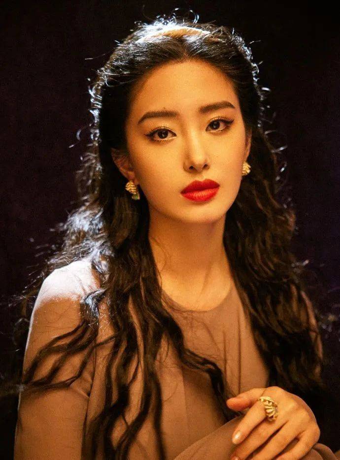 戏客星值21年二季度|新生代女演员top200:无畏逐光,向阳生长