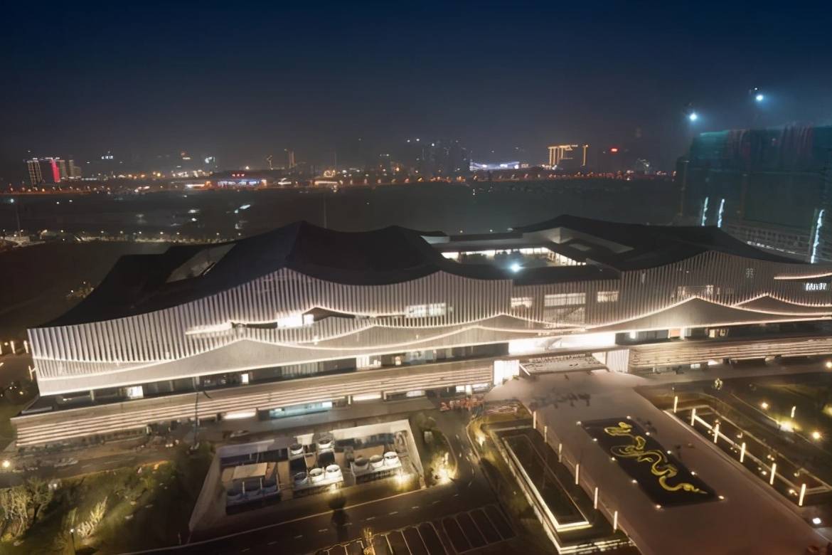 长沙又新增一地标性建筑,占地21.3万平方,预计近期投入使用