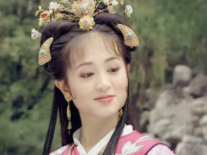 原创42岁涓子剧照,出道21年剧红人不红,嫁超级富豪再次翻红!