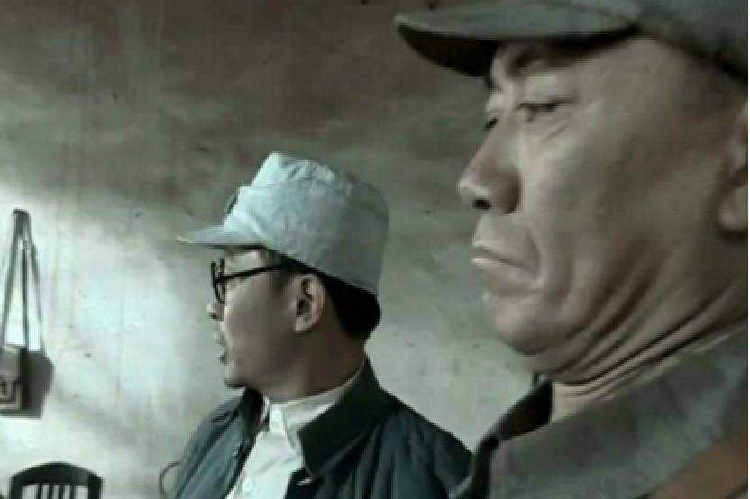 亮剑:同样是李云龙被批评,旧版认错态度积极,新版像旅长犯错