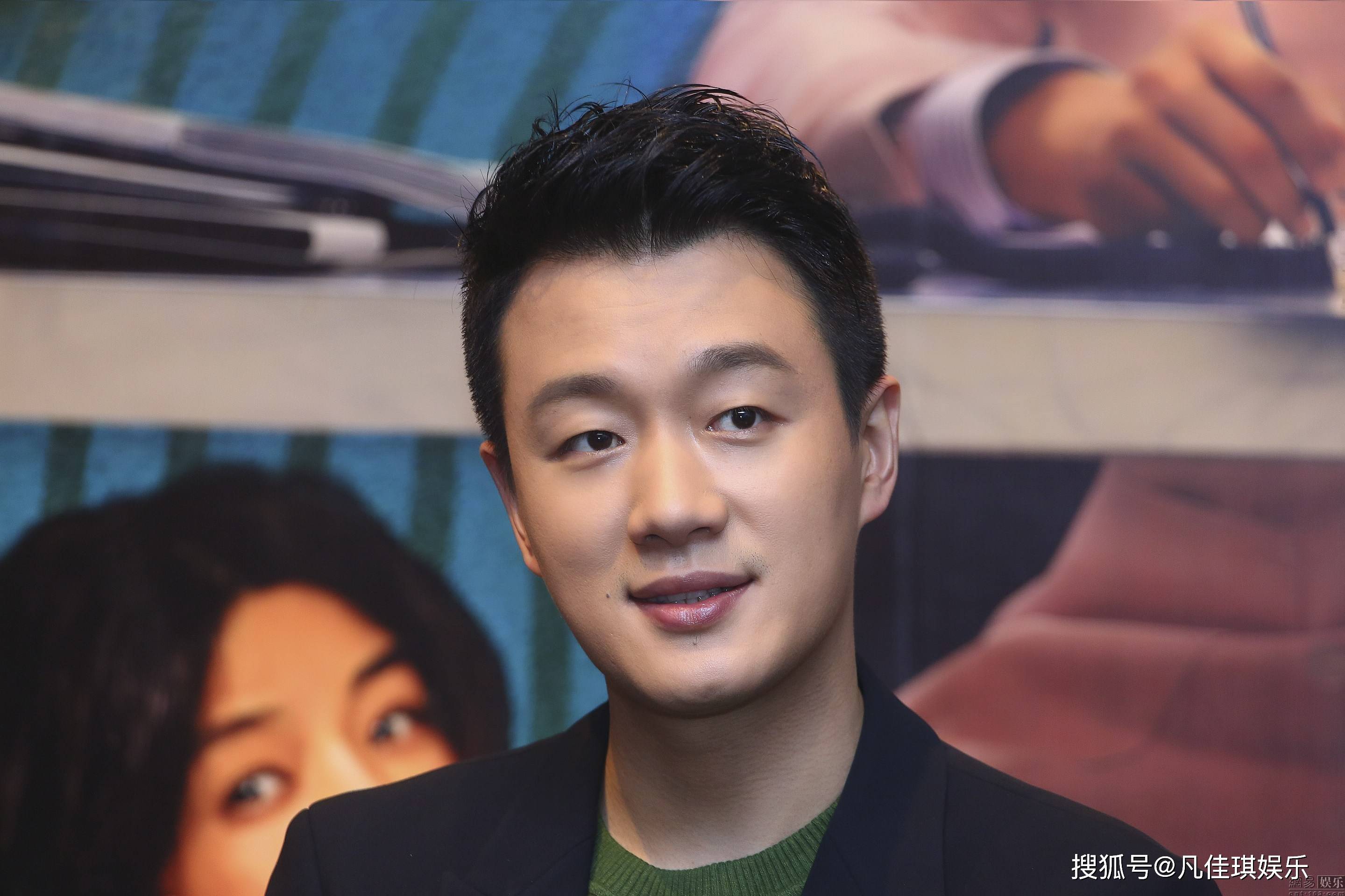 "暗黑偶像"佟大为,与马伊琍相恋遭文章夺爱,后娶关悦成模范丈夫