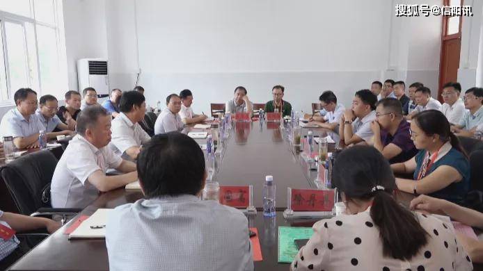 新县政协开展全县中小学布局调整情况调研_胡光志