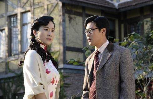 原创和邓超一同出道借韩雪上位,貌美如花不温不火,演反派让观众痛骂