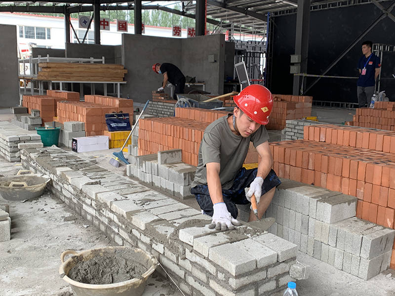 黑龙江建筑职业技术学院举办砌筑工选拔赛