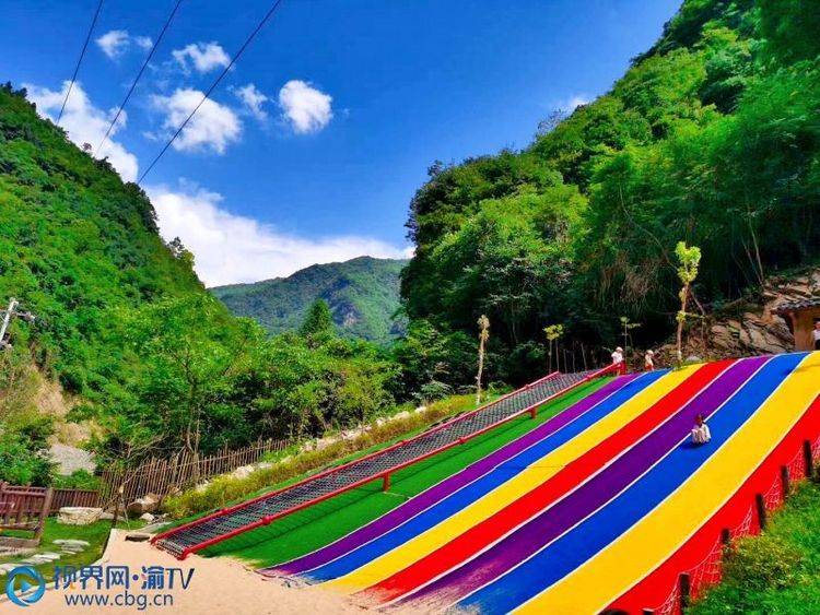 城口:"乡村欢乐谷" 夏日好去处_岚天乡