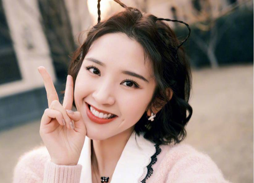 30岁依旧少女感十足的女明星,她们的脸都有一个显著的